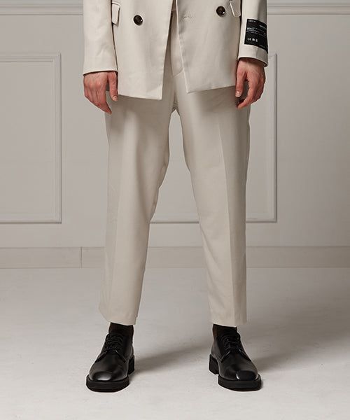 Nineeleven（ナインイレブン）の「Cropped slacks（Pants）」