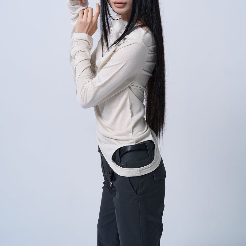 LOW-RISE TWO BUTTON BOOTS CUT PANTS (CHARCOAL)
