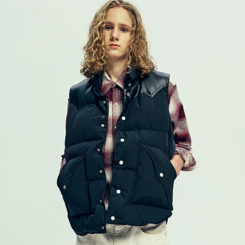 70s wyo padded ski vest black