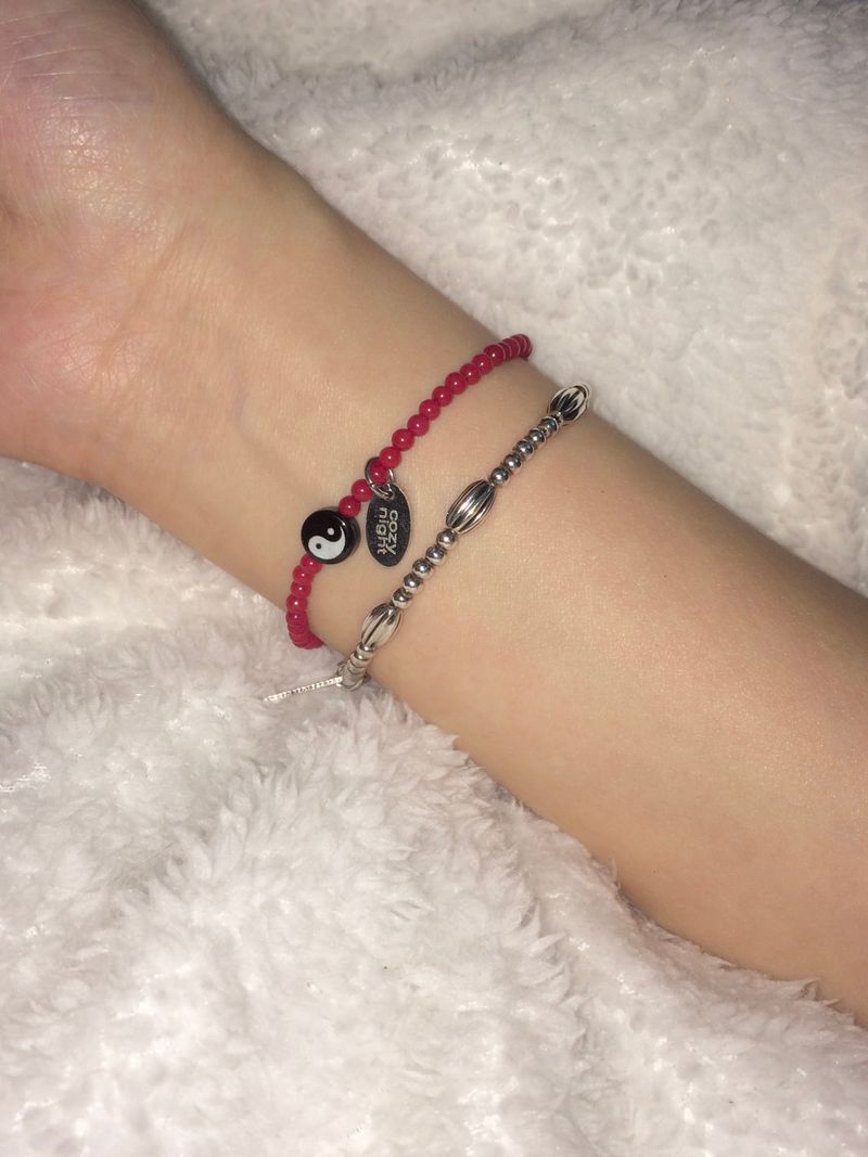 YIN N YANG RED BRACELET