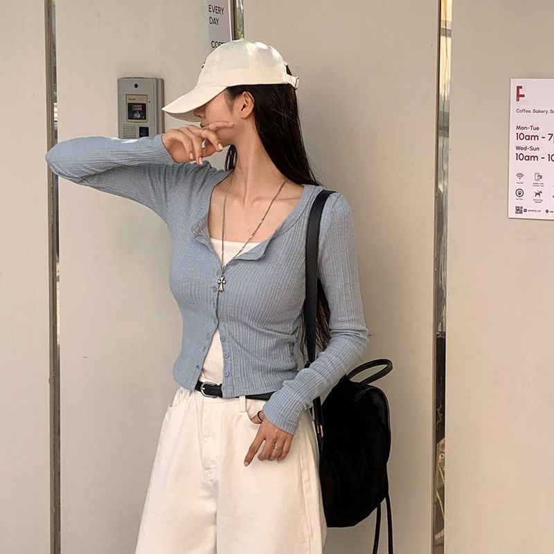 [BELLIDE MADE] Round Rib Slim Fit Cardigan