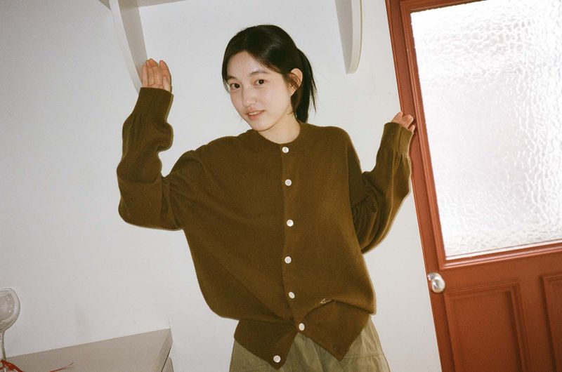 HASTA（ハスタ）の「Cash Blend Knit Cardigan (Olive)（Tops）」