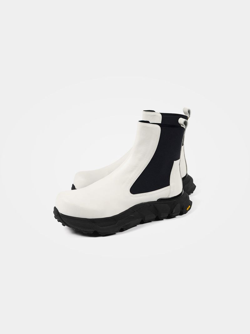 【MADE】UX, White