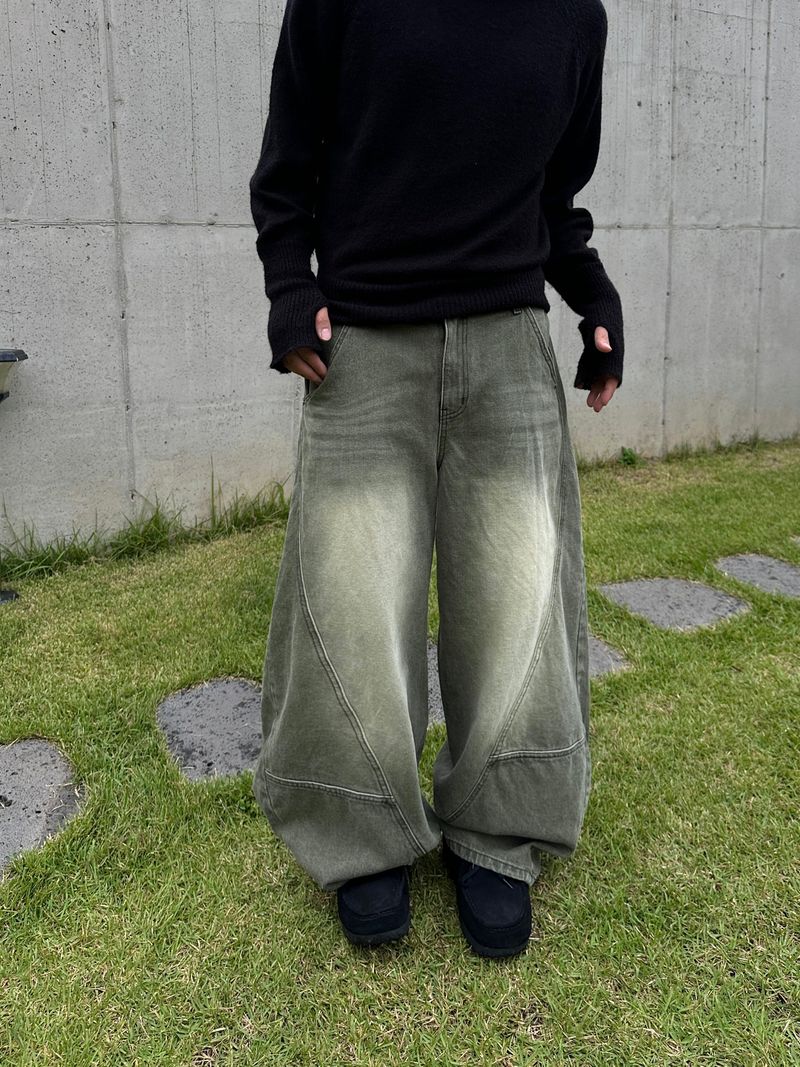 DISCERNMENT(ディサーンメント)の「Twisted incision Murphy denim 3C(Pants)」