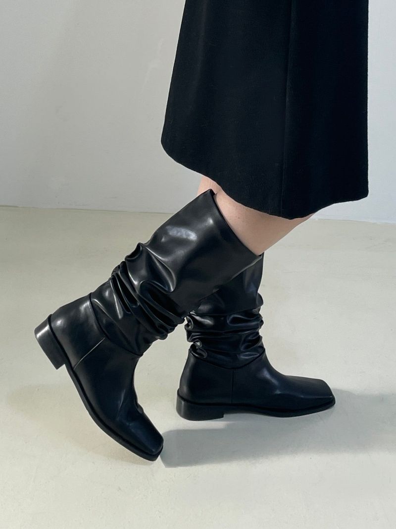 Square wrinkle middle boots 