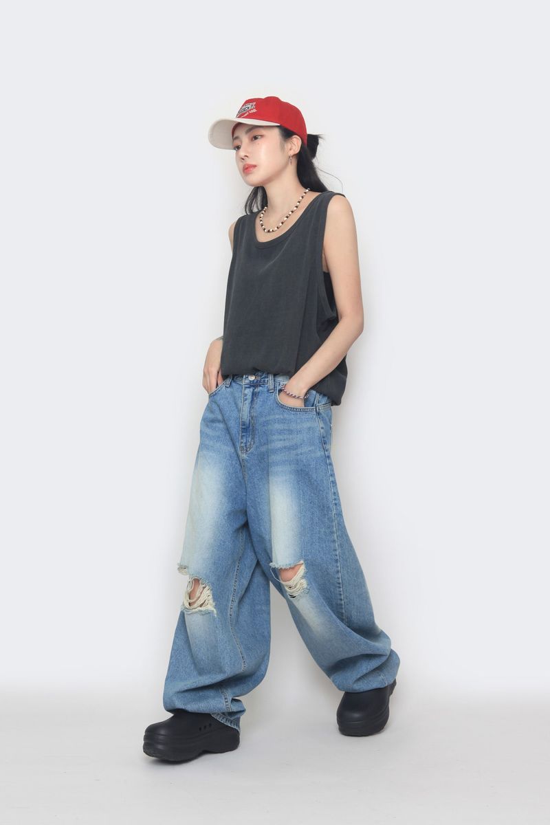 destroyed balloon denim pants