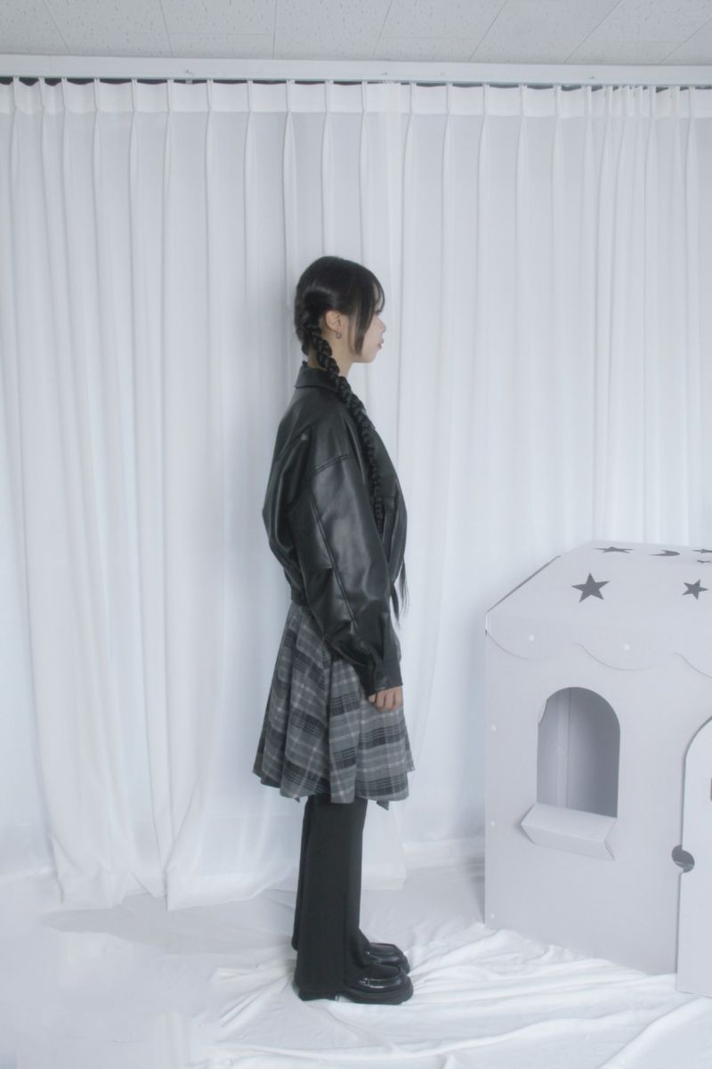 Oversized fit leather cropped jacket collar jumper