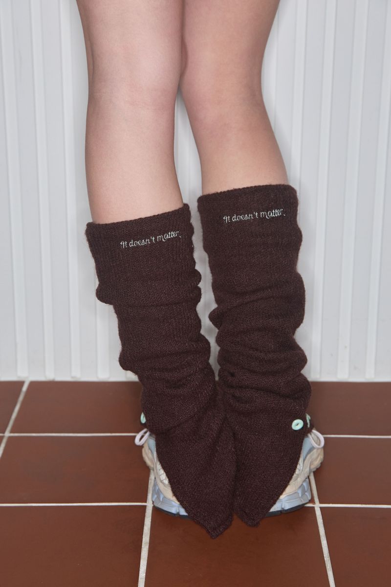 [Leg] Fuzzy button Warmer (Brown)