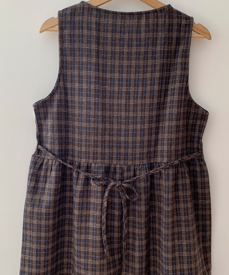 Brownie checkered bustier long skirt sleeveless autumn winter guest look date look 