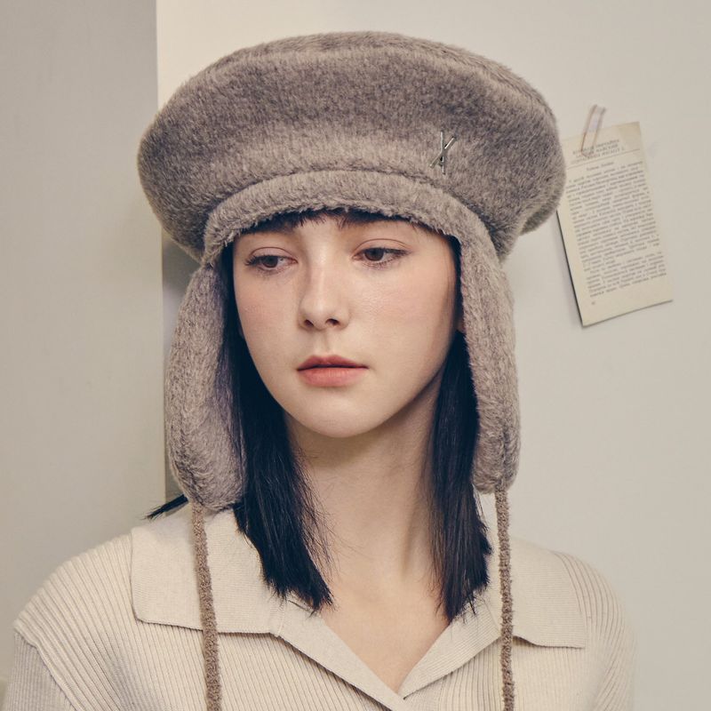 VA Stud Fly Wool Beret / Beige