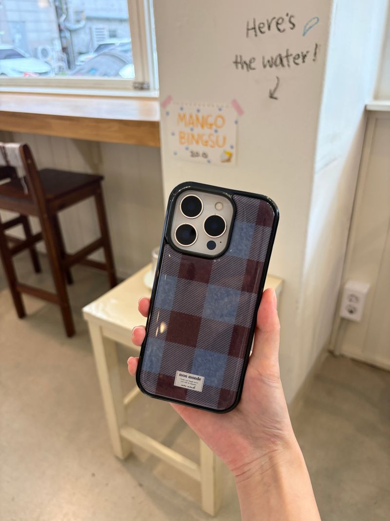 vintage check phone case