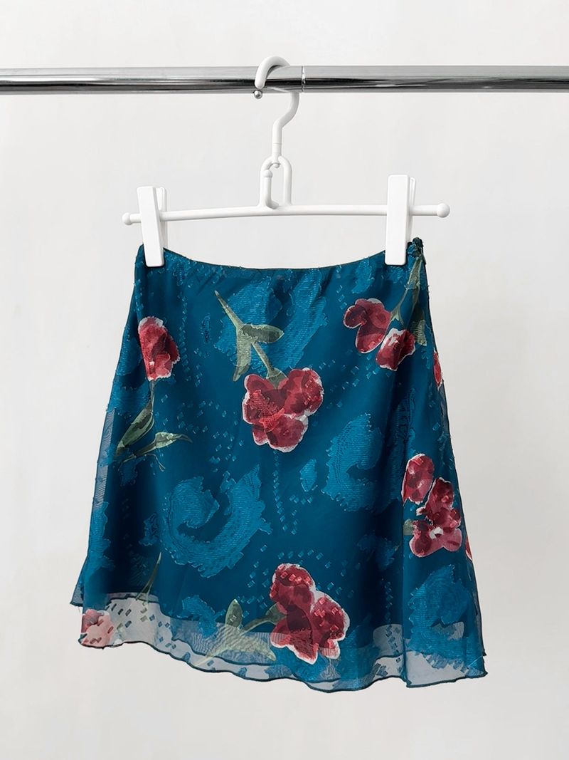 Red flower blue chiffon chiffon skirt