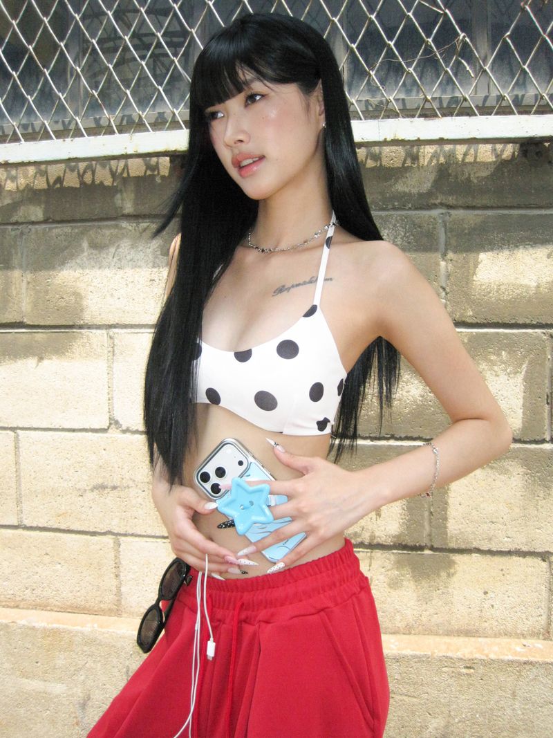 Aqua candy button tok, Basic