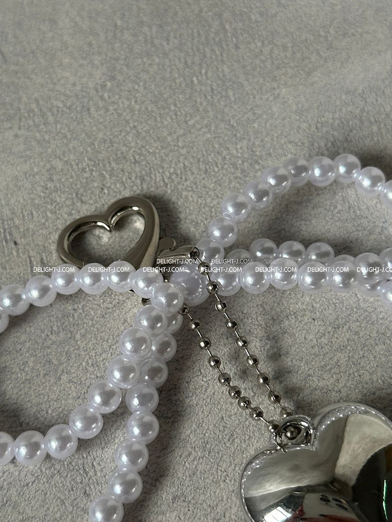 Ribbon heart pearl white keyring