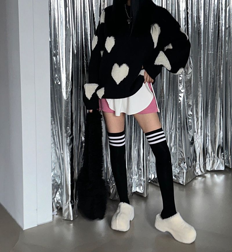 heart pattern loose fit knitwear