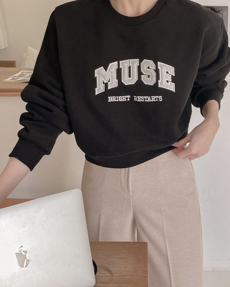 MAYBINS（メイビンス）の「Fleece Crop Man to Man（Tops）」