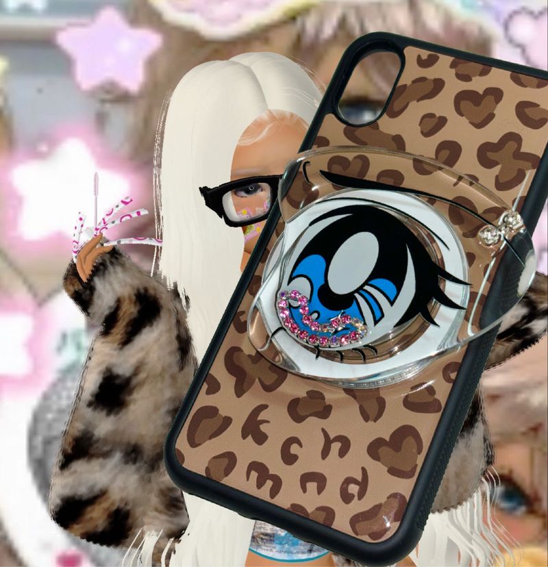 kchmnd（キッチマインド）の「キッチュレオパードフォンケース (ブラウン/マグセーフ)（スマホグッズ/小物）」