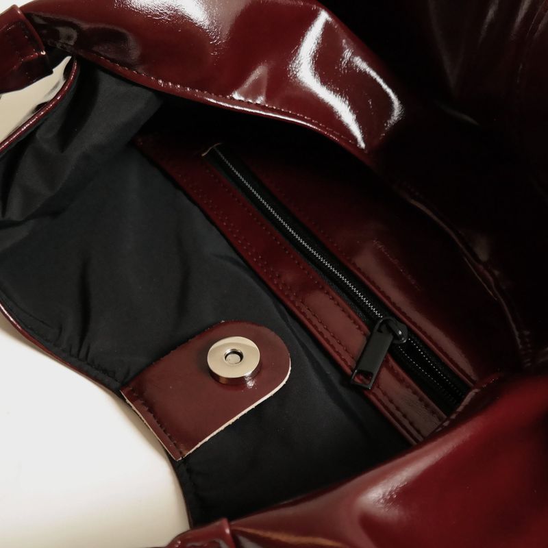 figure gloss burgundy
