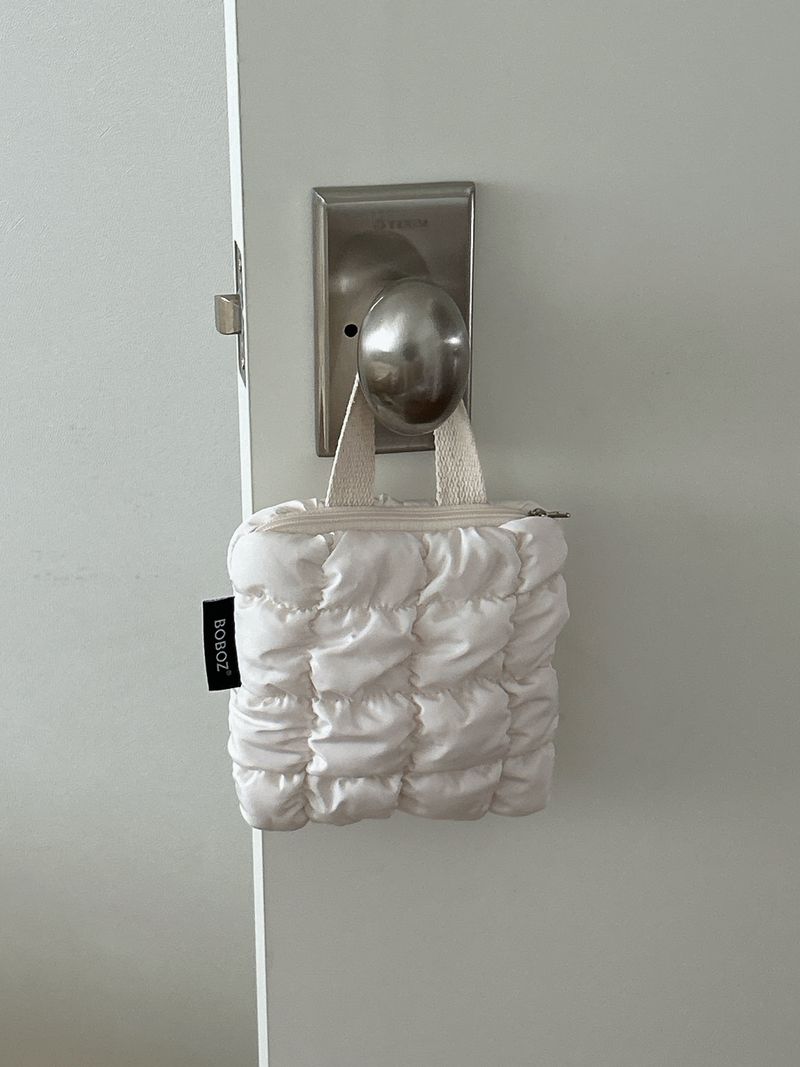 cloud handle pouch