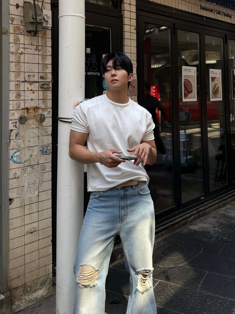 Line shoulder cropped muscle short sleeved