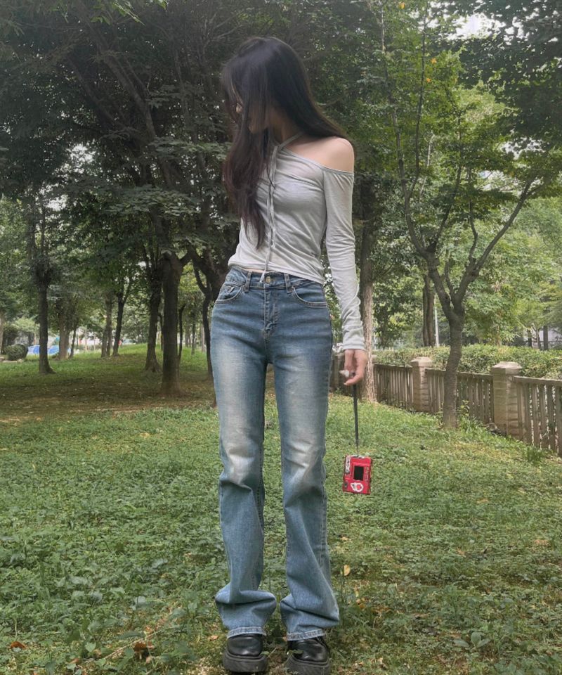 Sink blue denim jeans