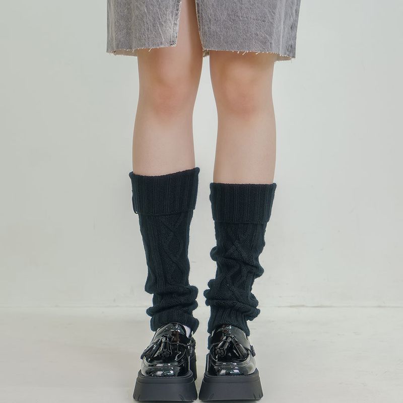 meminn(ミミン)の「drawing knit Leg Warmer 3colors(Fashion Accessories)」
