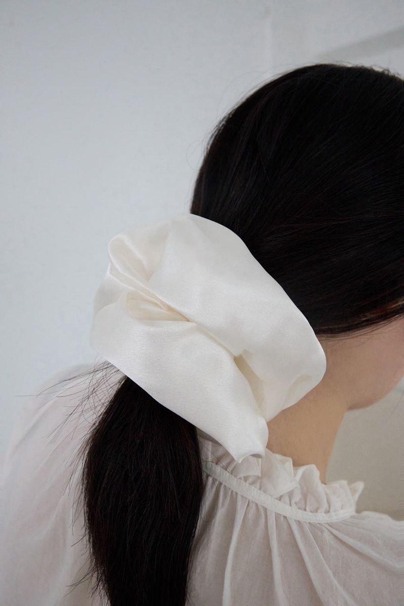 Big flow scrunchie
