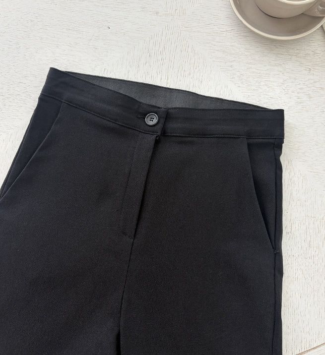 Econ Capri Banding Pants