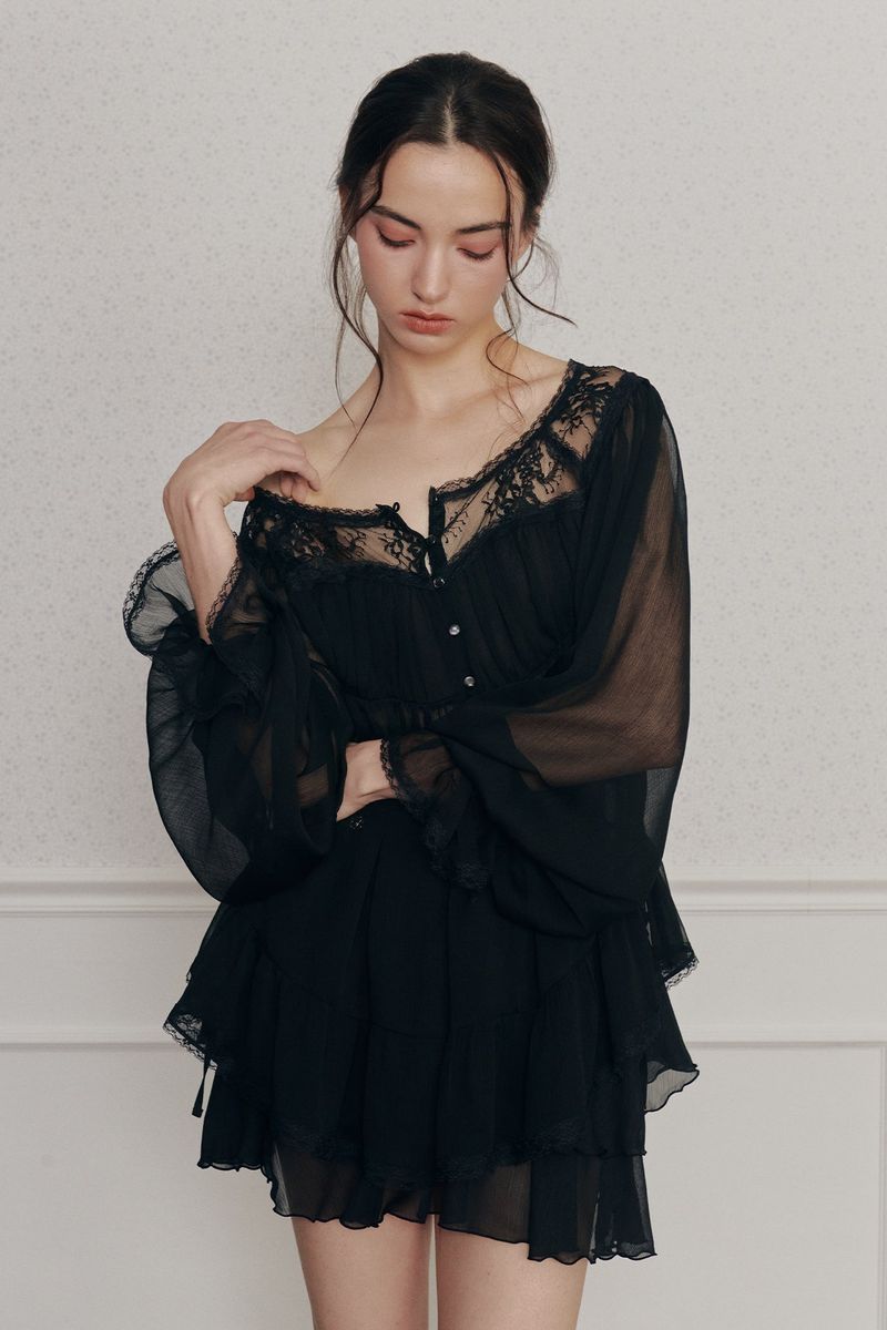 MOONRISE BLOUSE black