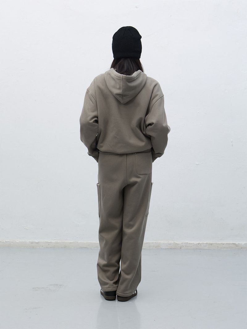 stitch cargo sweat pants