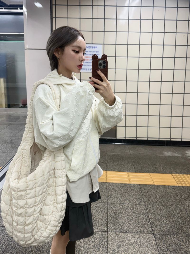 Mini Zan Flower Embossed Crop Hoodie (6c)