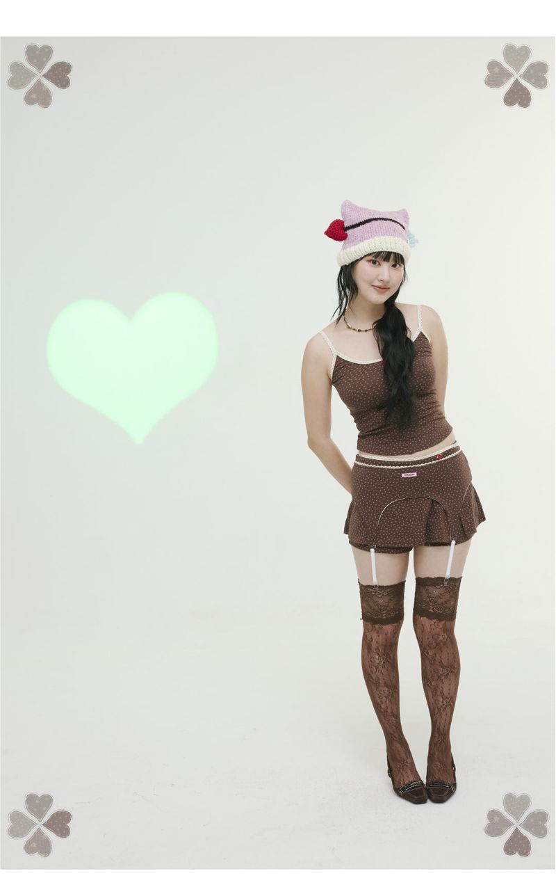 reversible garter belt star rabbit brown