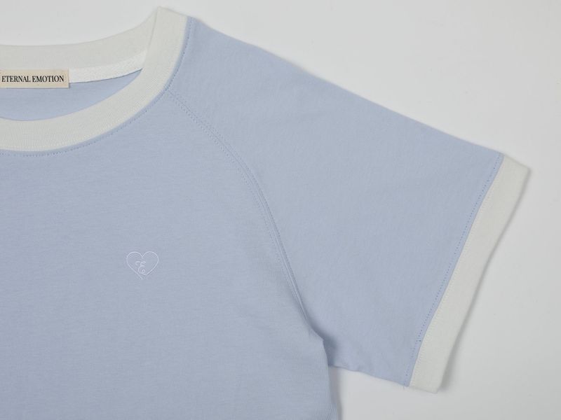 CONTRAST REGLAN CROP T-SHIRT (LIGHT BLUE)