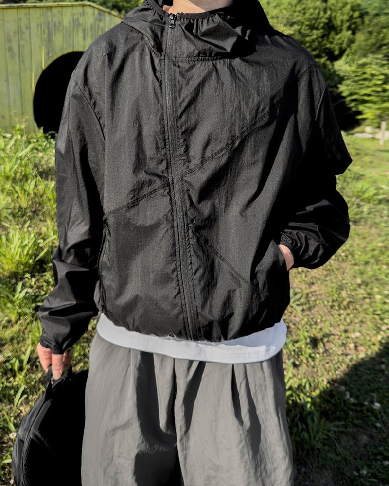 Aeric Diagonal Lightweight Windbreaker