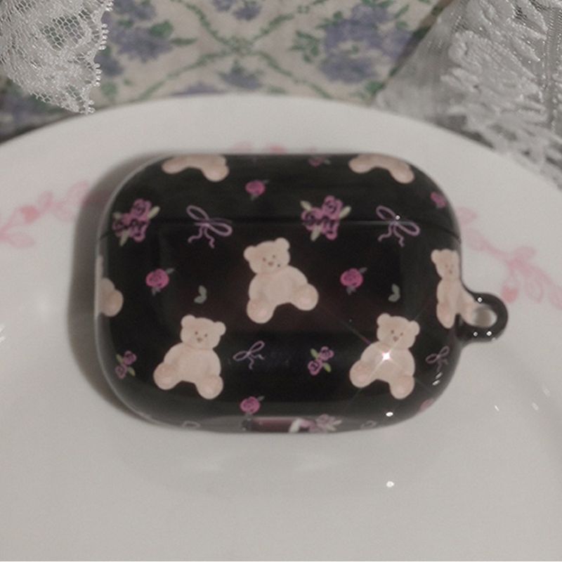 WATERJEAN（ウォータージン）の「[MADE] vintage bear airpods case (black)（Smartphone Accessories）」