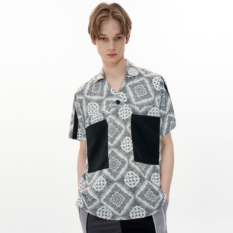 OTHER-worldly（アザーワールドリー）の「Track Shirt [White Paisley]（Tops）」