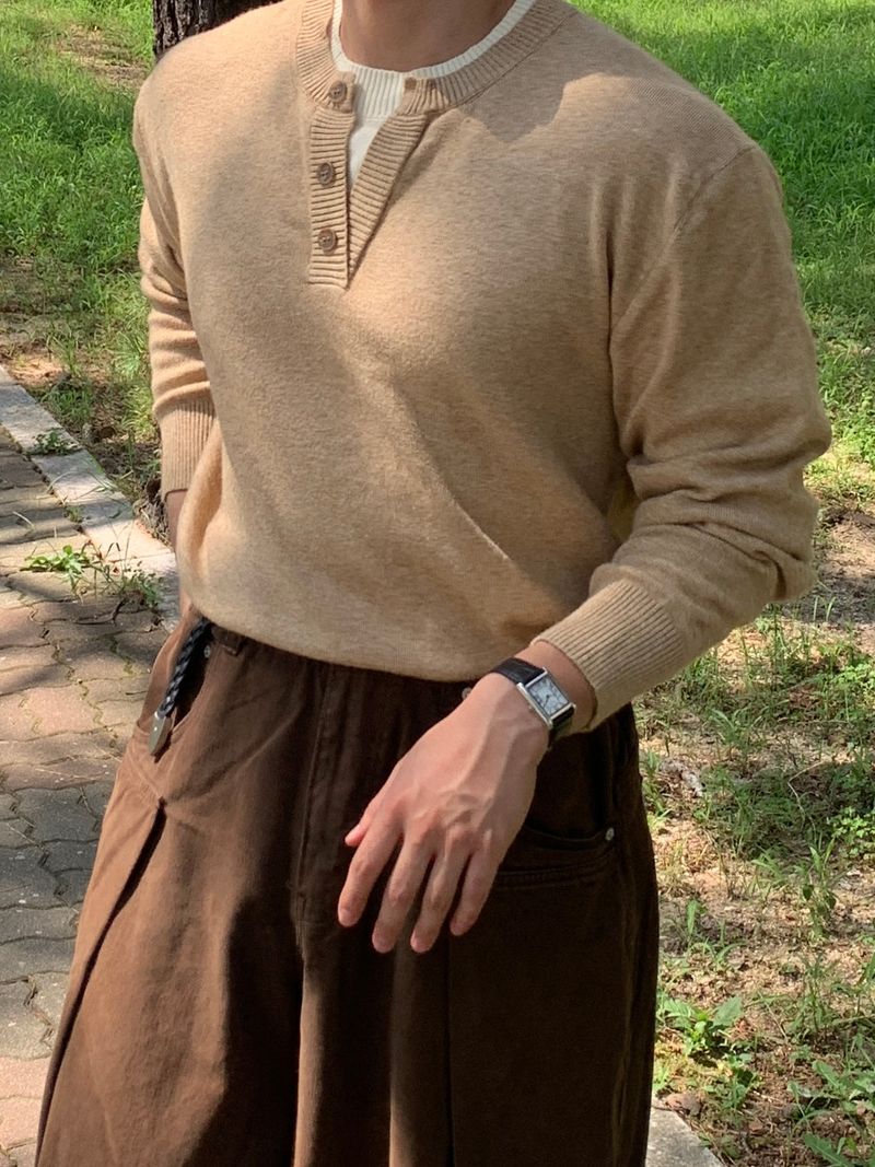 Coloring non-layered round knitwear