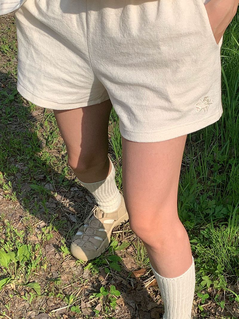 sweatsweet（スウェットスイート）の「Ice Cream Terry Shorts_butter（Pants）」