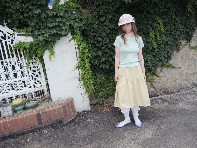 MONET LACE SHIRRING SKIRT