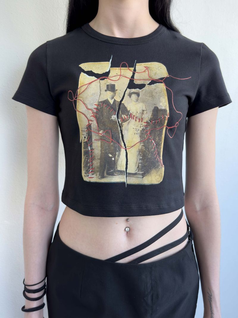 Broken Picture Tee BLACK