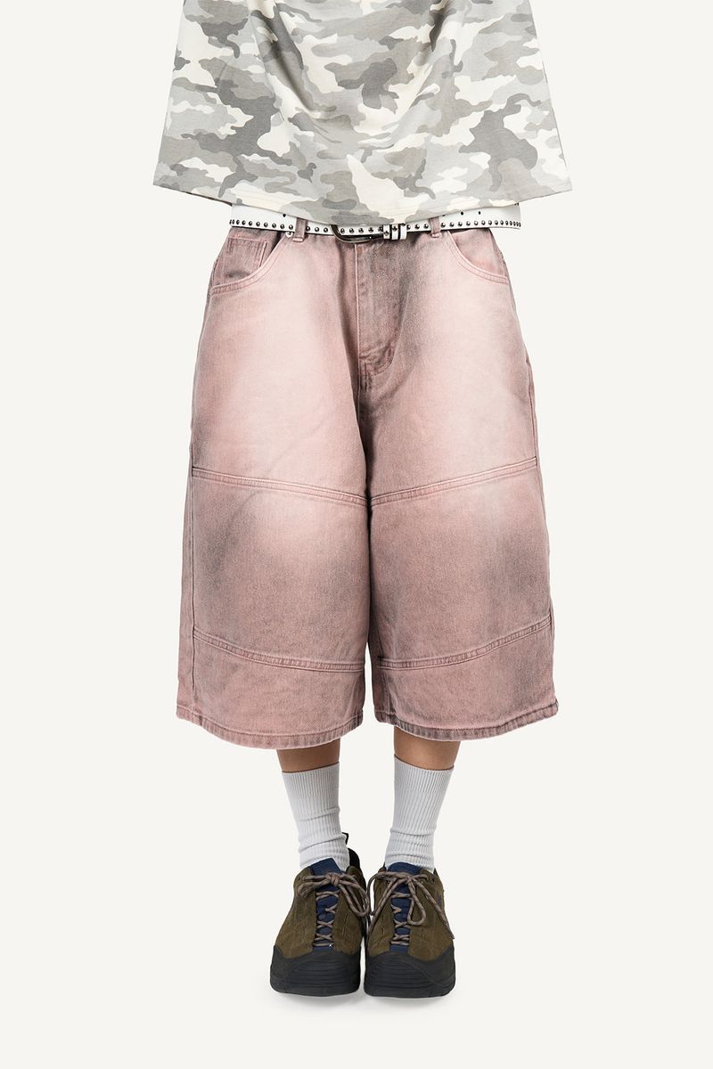 Raucohouse（ラウコハウス）の「Sand-washed Bermuda denim pants（Pants）」