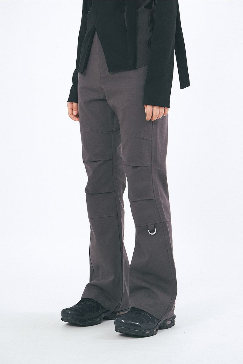 Raucohouse（ラウコハウス）の「D-ring incision pintuck cotton bootcut pants（Pants）」