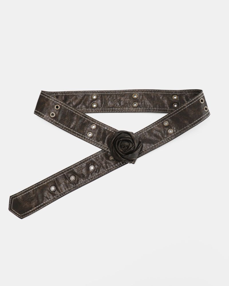Yukia Rose Vintage Snap Leather Belt