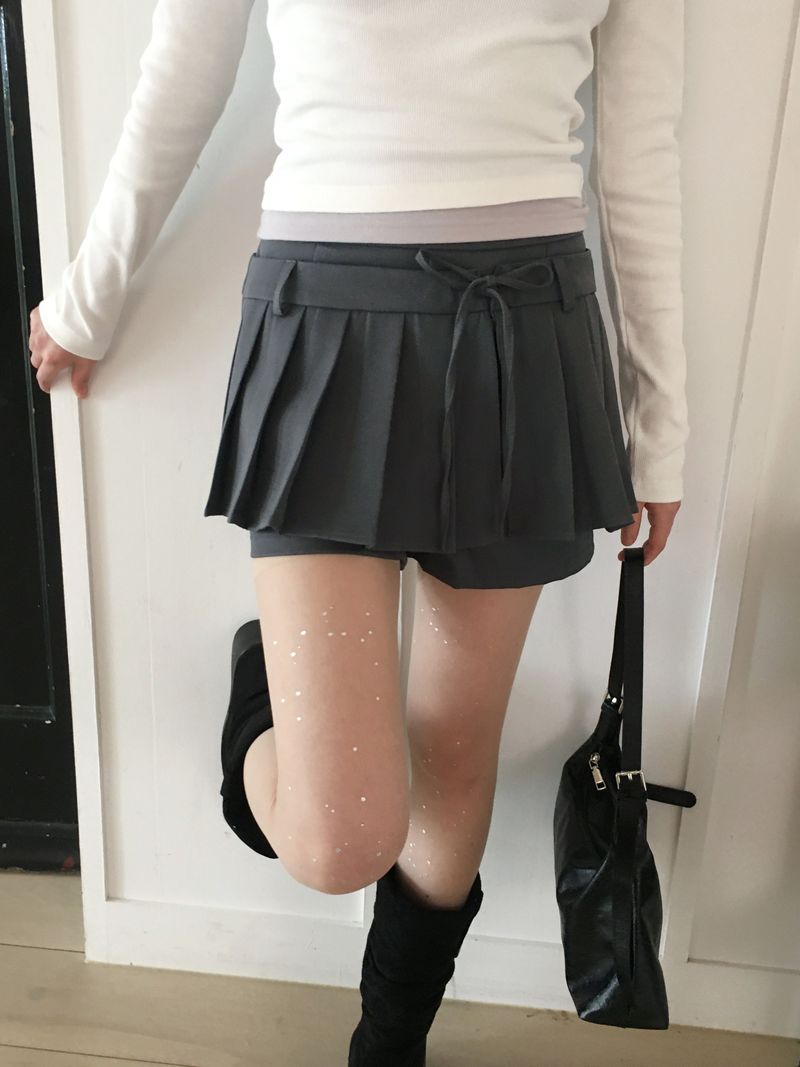 WONDER WONDER(ワンダーワンダー)の「Wicca two-way ribbon pants pleated mini skirt(Skirts)」