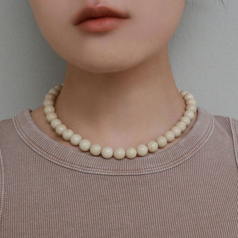 Less is more(レスイズモア)の「beige ball necklace(Accessories)」