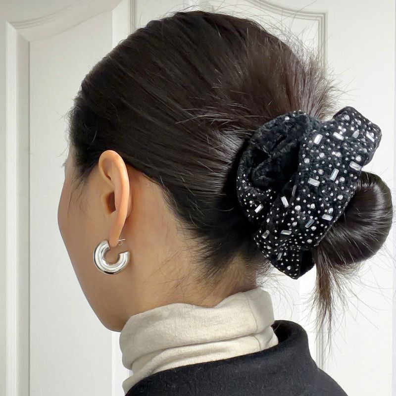 Day & night hair scrunchie