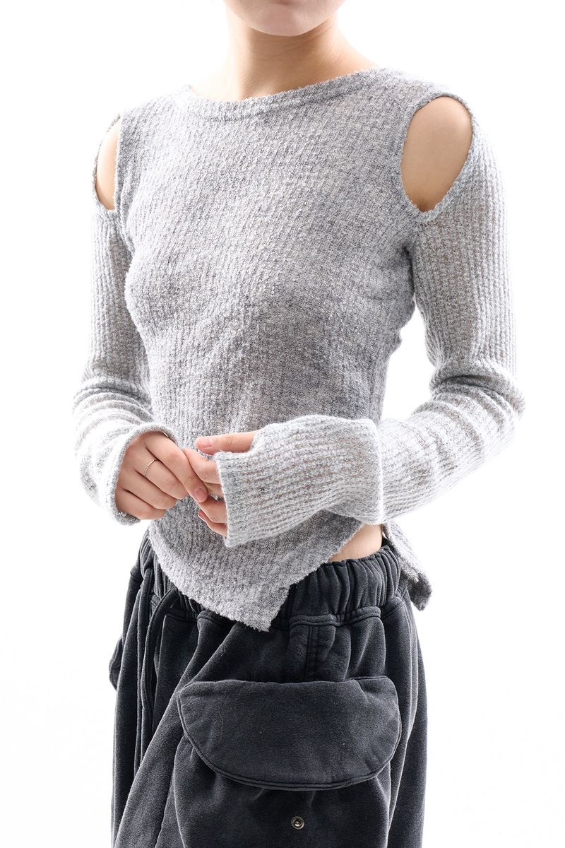 Raucohouse(ラウコハウス)の「Gemma cut-out knit top(Tops)」