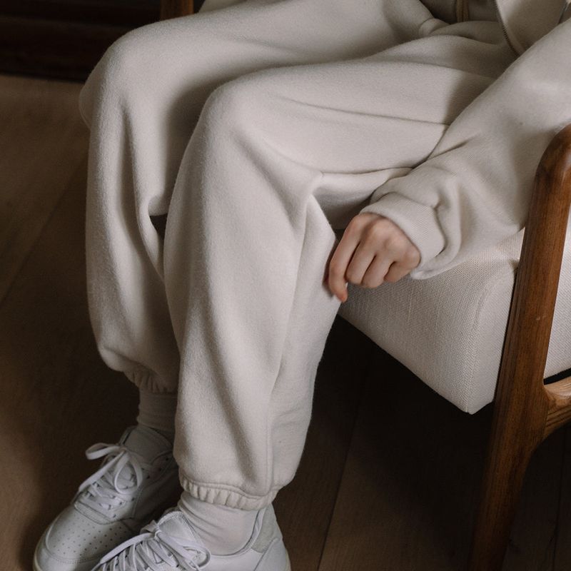 Essential Jogger Sweatpants - Ivory