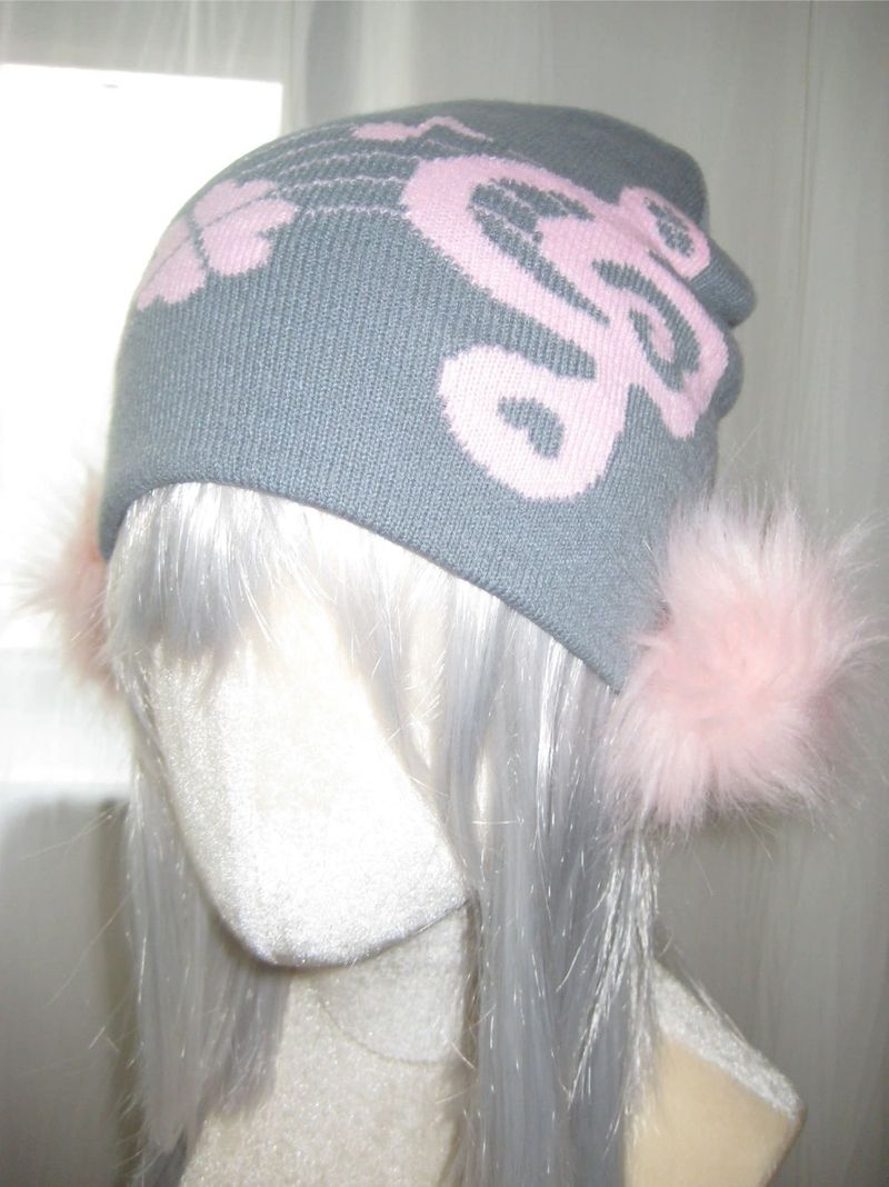 Angel plays note beanie (2color)
