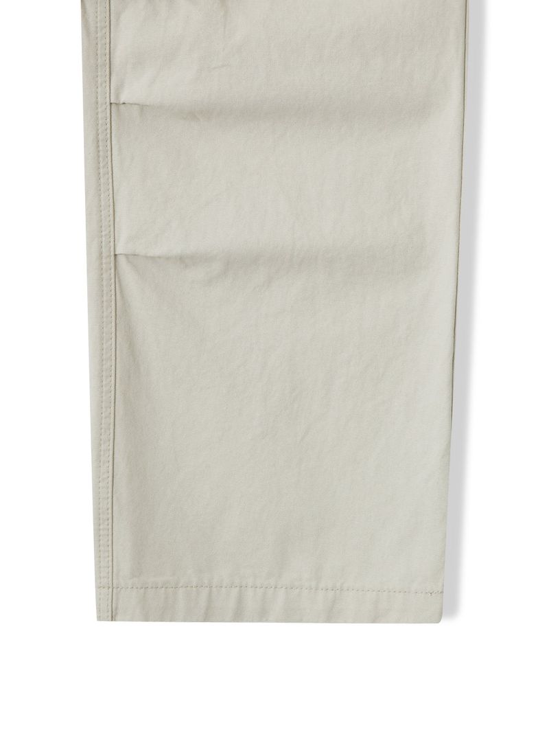 multi-cargo pants